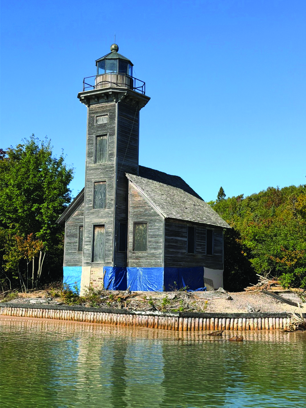 East Channel Lighthouse stabilization underway - The Mining Journal